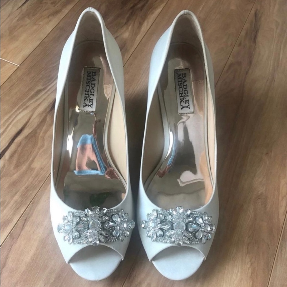Ivory satin Badgley Mischka